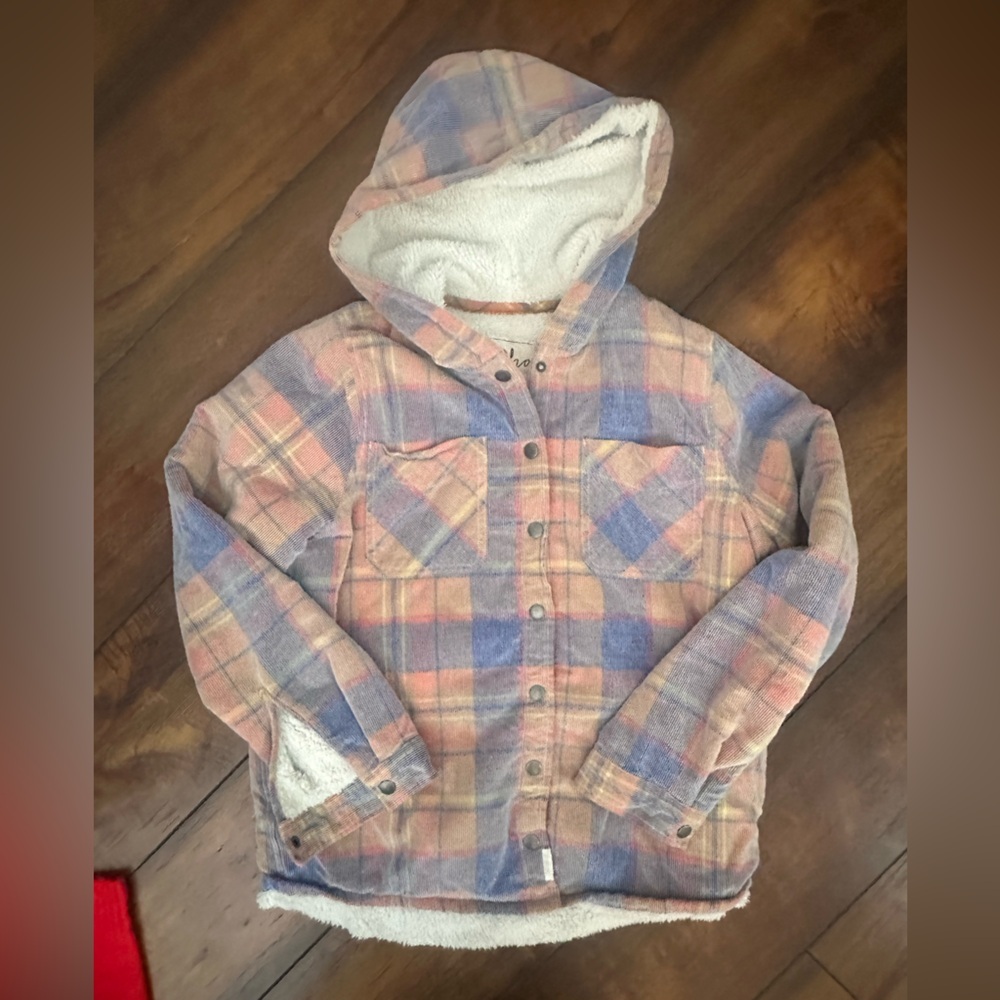 Women’s size small shacket